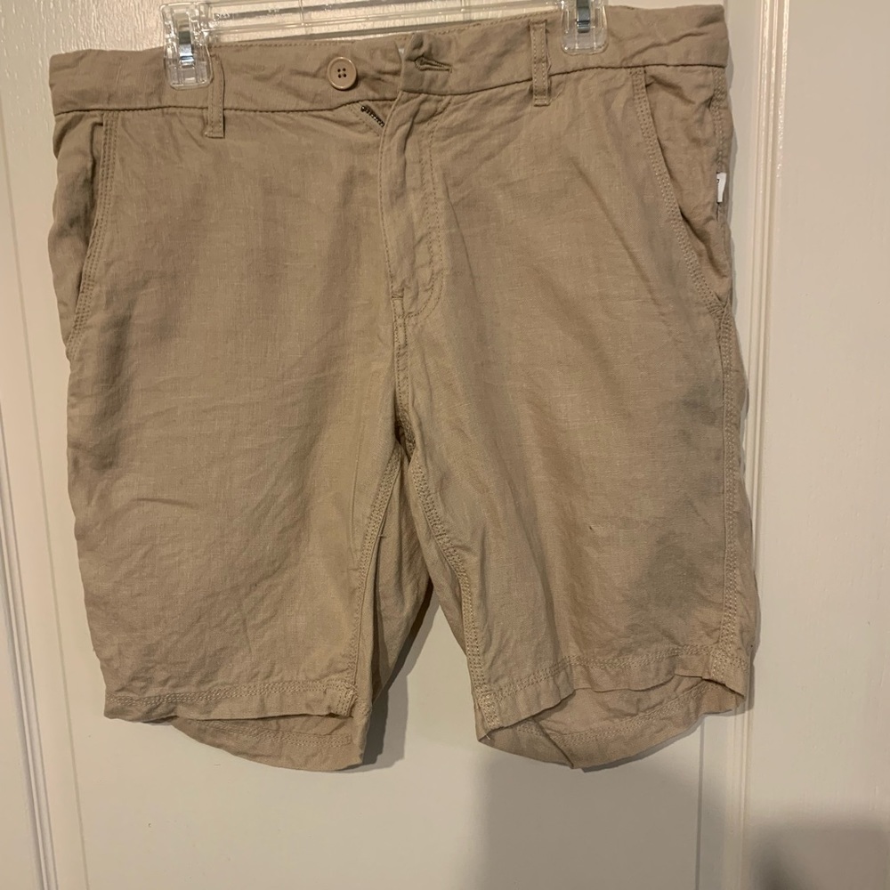 Onia 32 inch waist khaki linen shorts